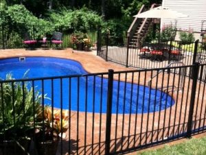 Pool Fence GF S9 Pool Fence 48H 2 e1553889473295 300x226
